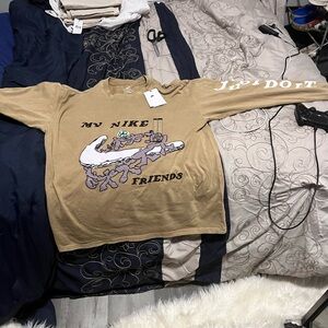Nike Tan Sweater for Men never worn